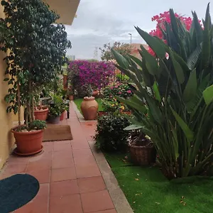 Appartamento Nuovo E Confortevole Con Giardino, Olbia